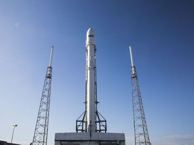 少妇 网聊色诱百名男子  网聊对象信息记满四个