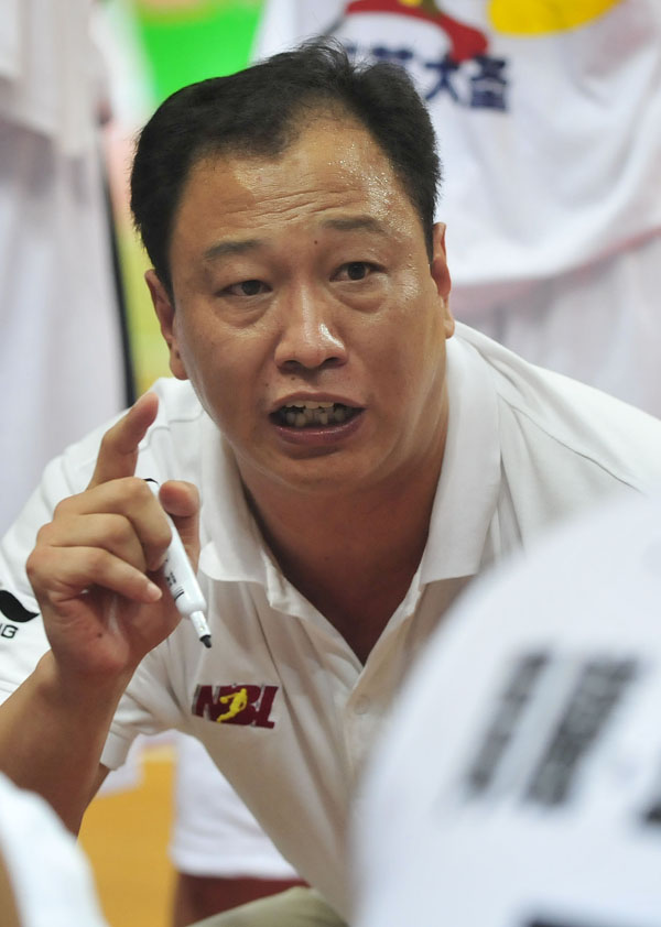 冠军教练崔万军,重掌同曦教鞭!