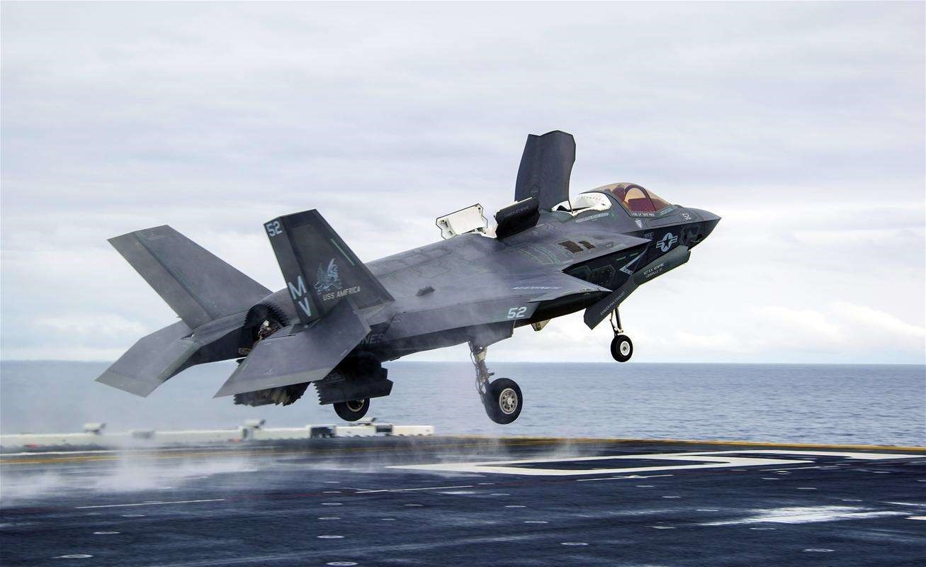 环球博览丨日本拟拨款采购6架f-35b战机 "出云"级航母化迈出关键步伐