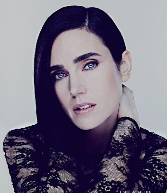 阿丽塔的绮莲如今年近50被誉为美版王祖贤