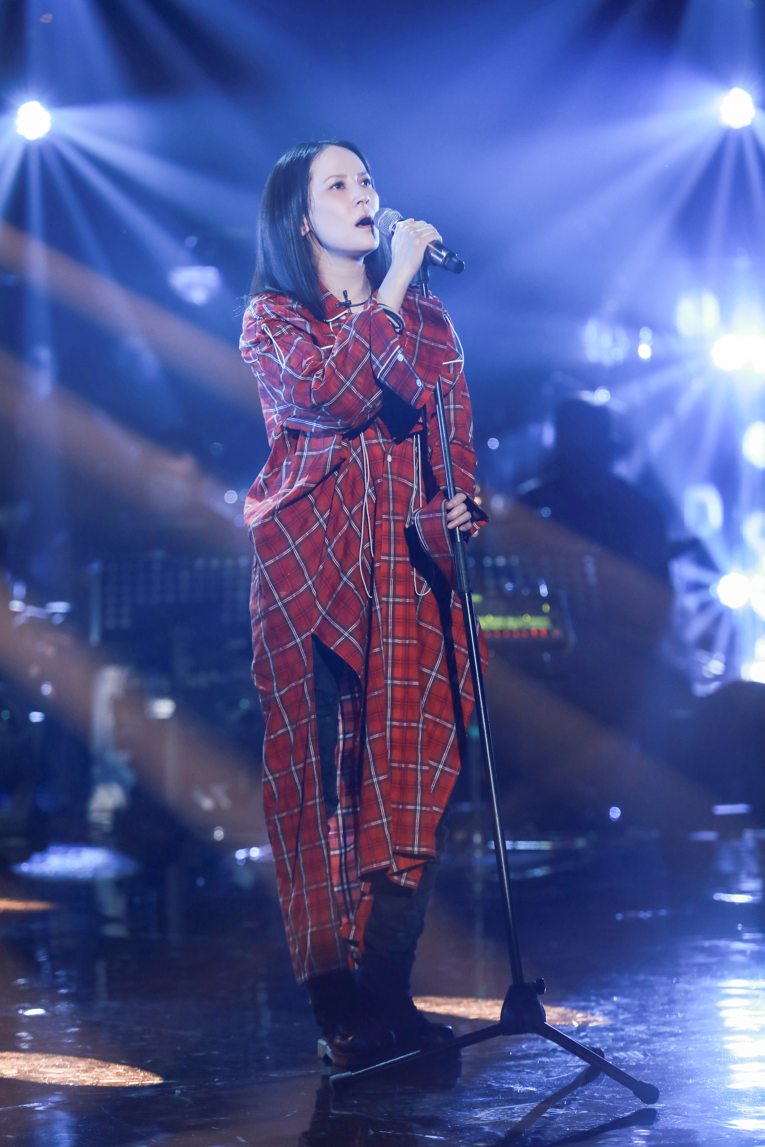 《歌手》2019杨乃文孤芳自赏遭淘汰,波琳娜放大招夺冠