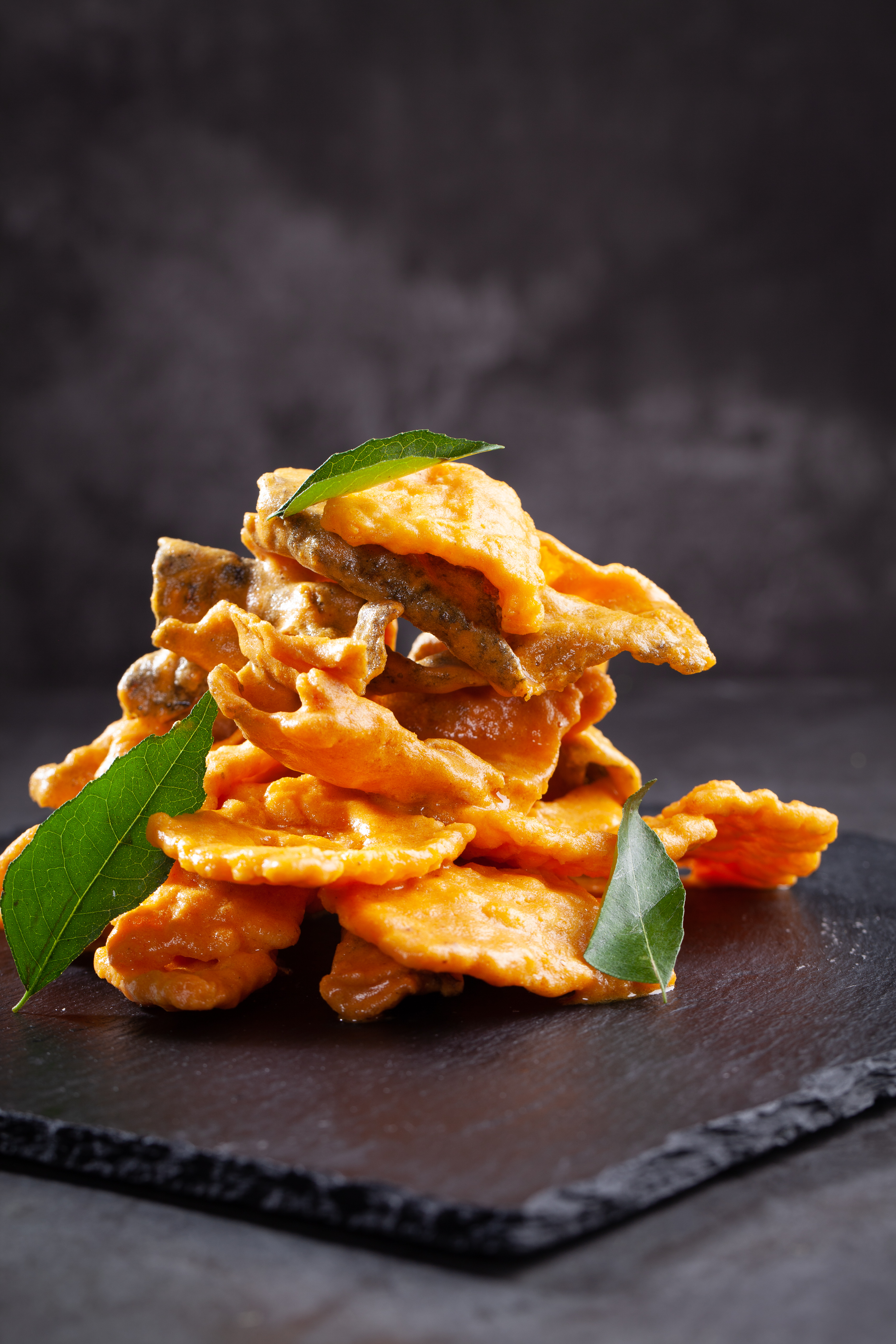 悬铃阁中餐厅荣膺东方食刻美食大赏来客赠佳肴金秋百味尝