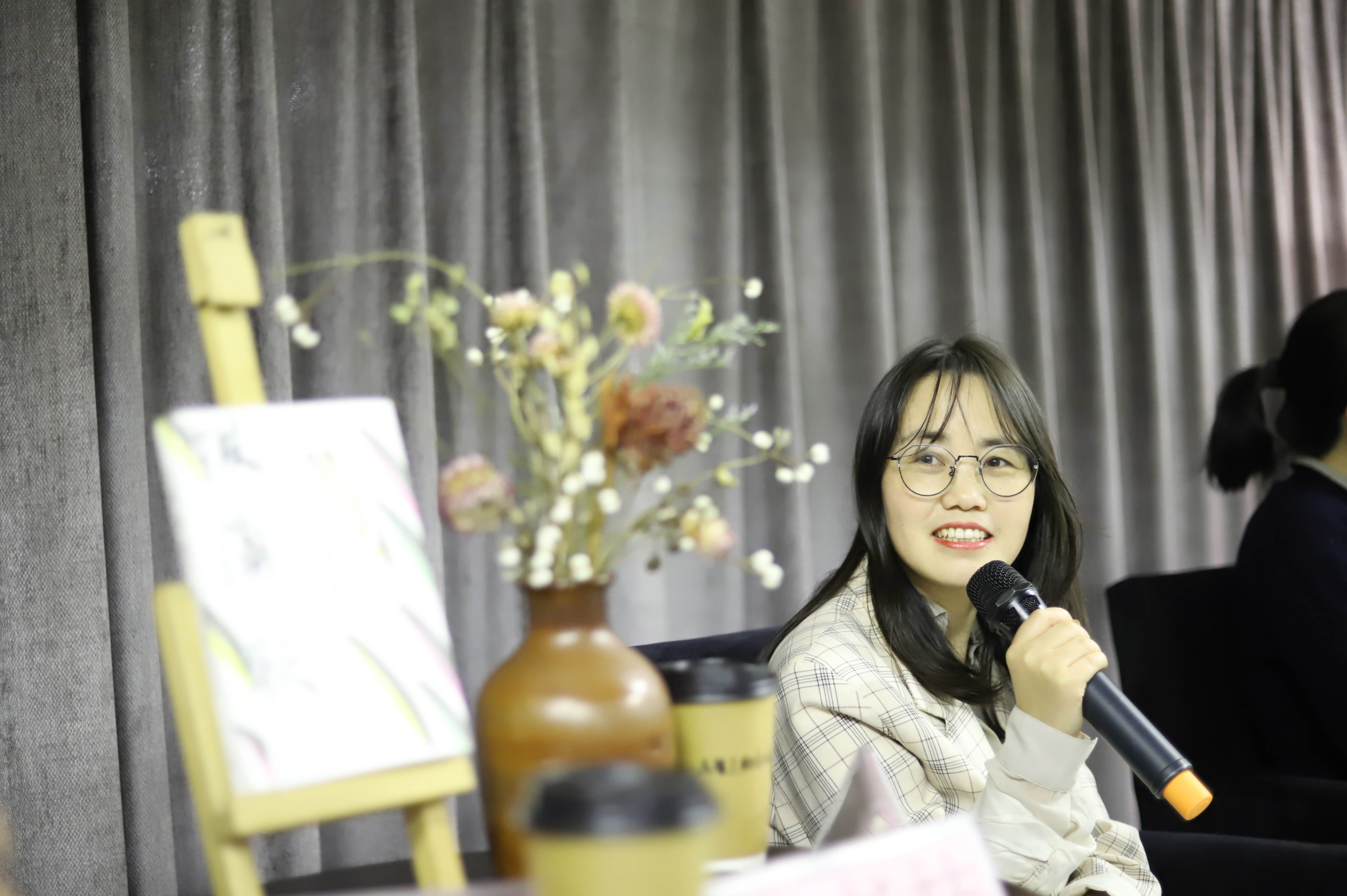 自然书写者沈书枝携散文集拔蒲歌来南京还顾望旧乡