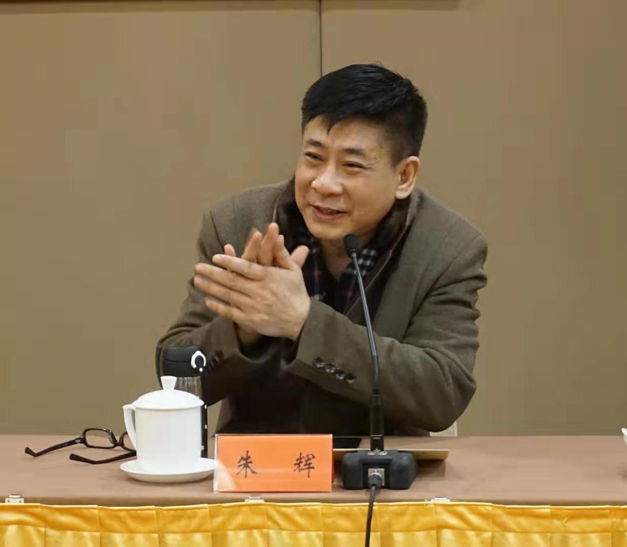 朱辉《雨花》写作营,犹如"雨催花发"向全国文坛推介有潜力有实力的