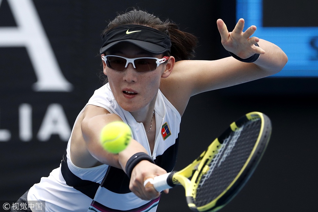 澳网郑赛赛连丢七局不敌穆古鲁扎 无缘晋级次轮