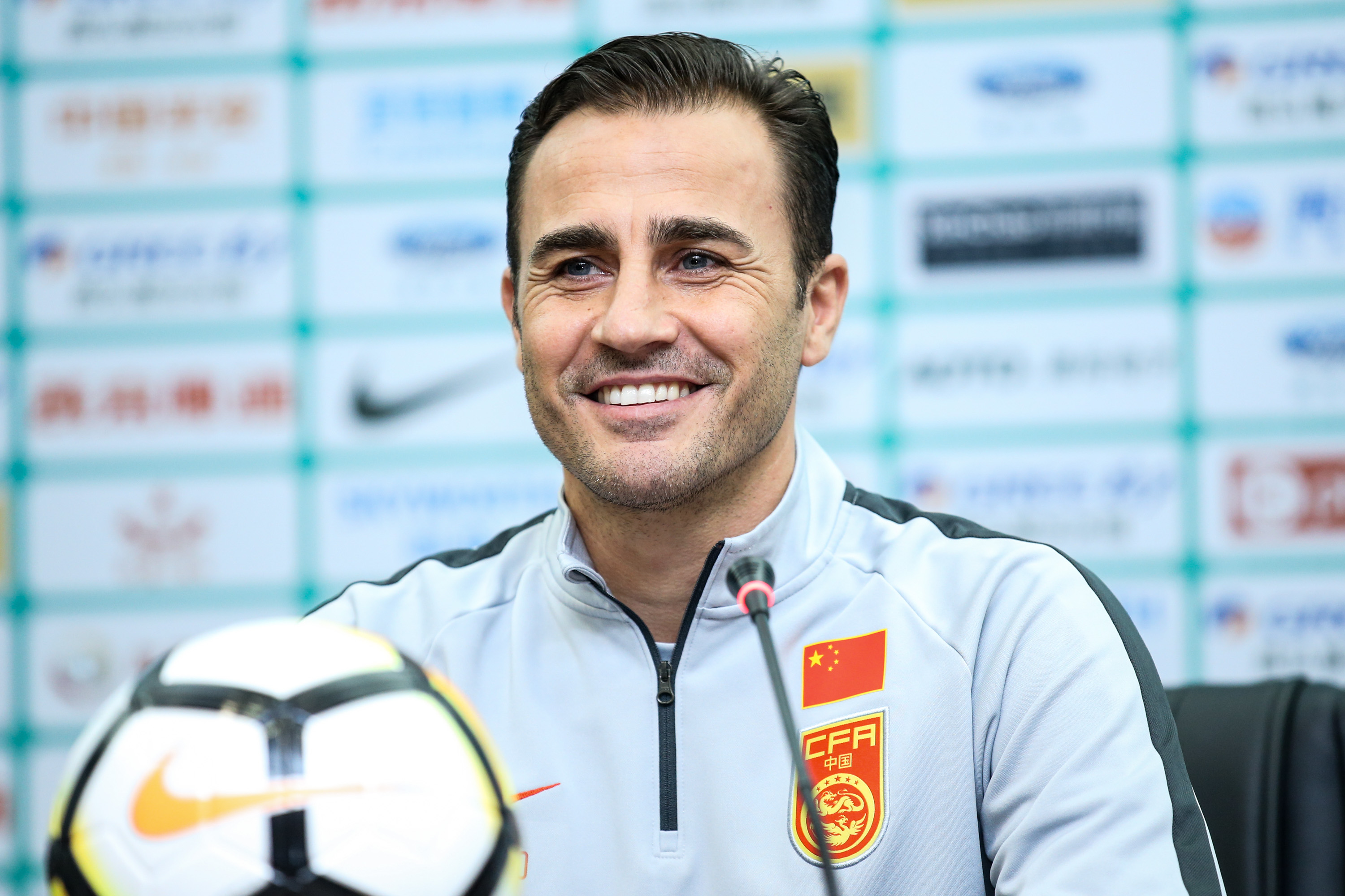 不是拿根魔法棒就能带中国队进世界杯 卡纳瓦罗发表就职演说