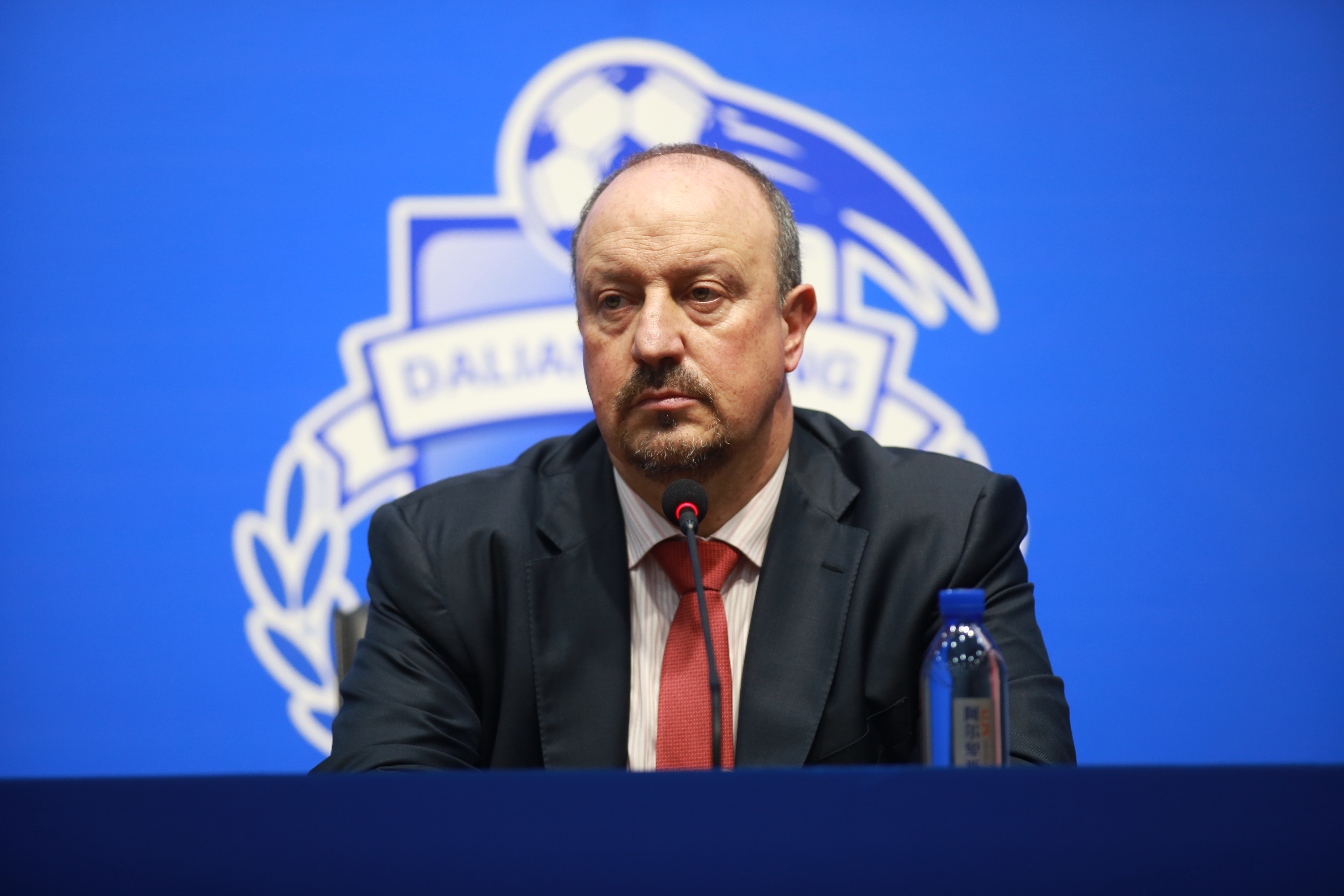 贝尼特斯:来中超不只为了钱 赢冠军的雄心没变